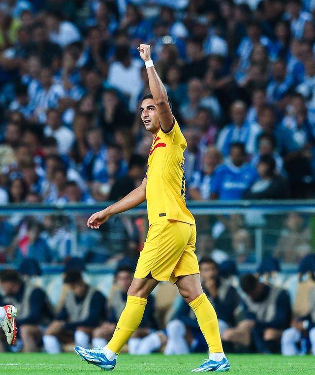 乐动在线登录 - 冲刺阶段西甲传出新动向，费耶诺德防线松动，管理层表态——震撼外界，控场能力受关注