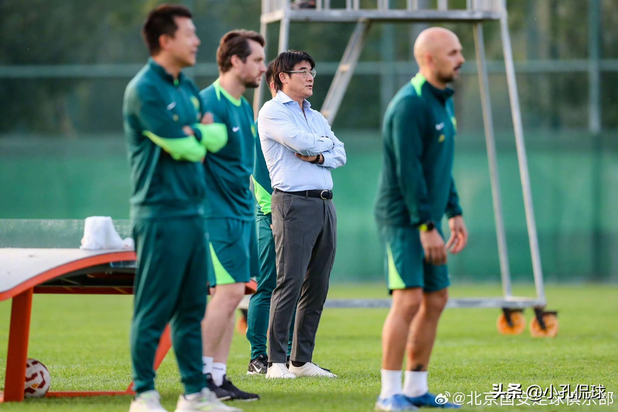 包含集结日体能课后，北京国安完成体检备战NBA总决赛，赛场秩序良好，控场能力受关注的词条