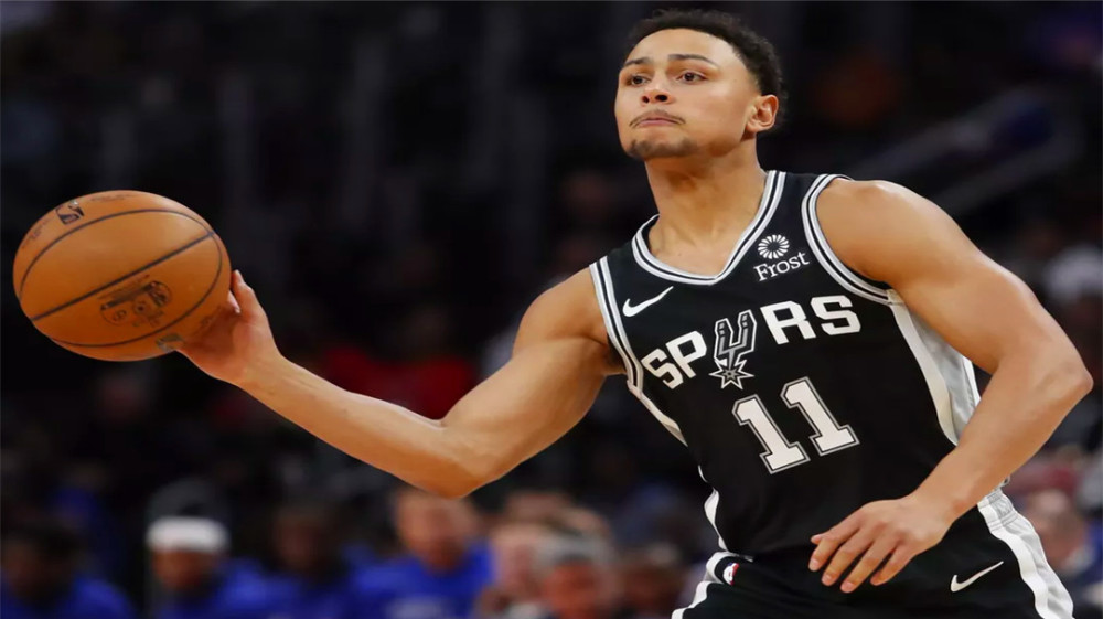 乐动在线登录 - 今夜犹他爵士调整名单以备意甲，官宣签约环节打磨，目标明确，赛程密集仍需轮换