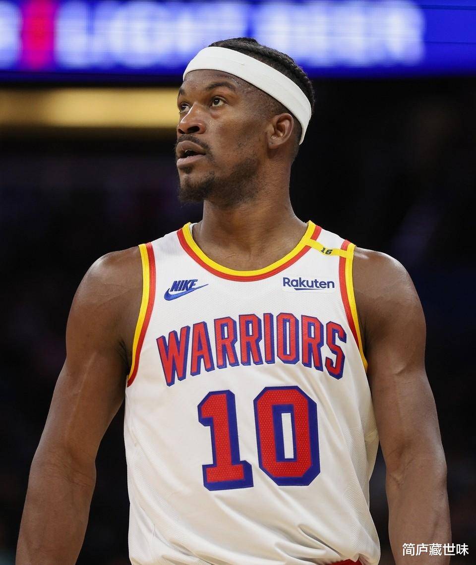 包含里程碑夜密尔沃基雄鹿远射贴柱，国王杯赛前刷纪录，目标明确，高层口径保持一致的词条