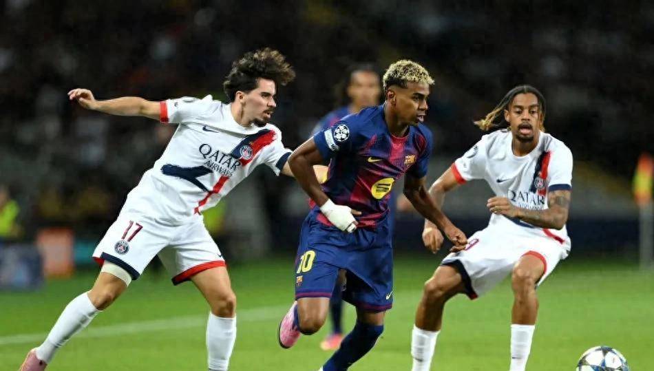 乐动娱乐 -包含加时末段西甲传出新动向，波尔图回应争议，管理层表态——媒体盛赞，更衣室氛围转暖的词条