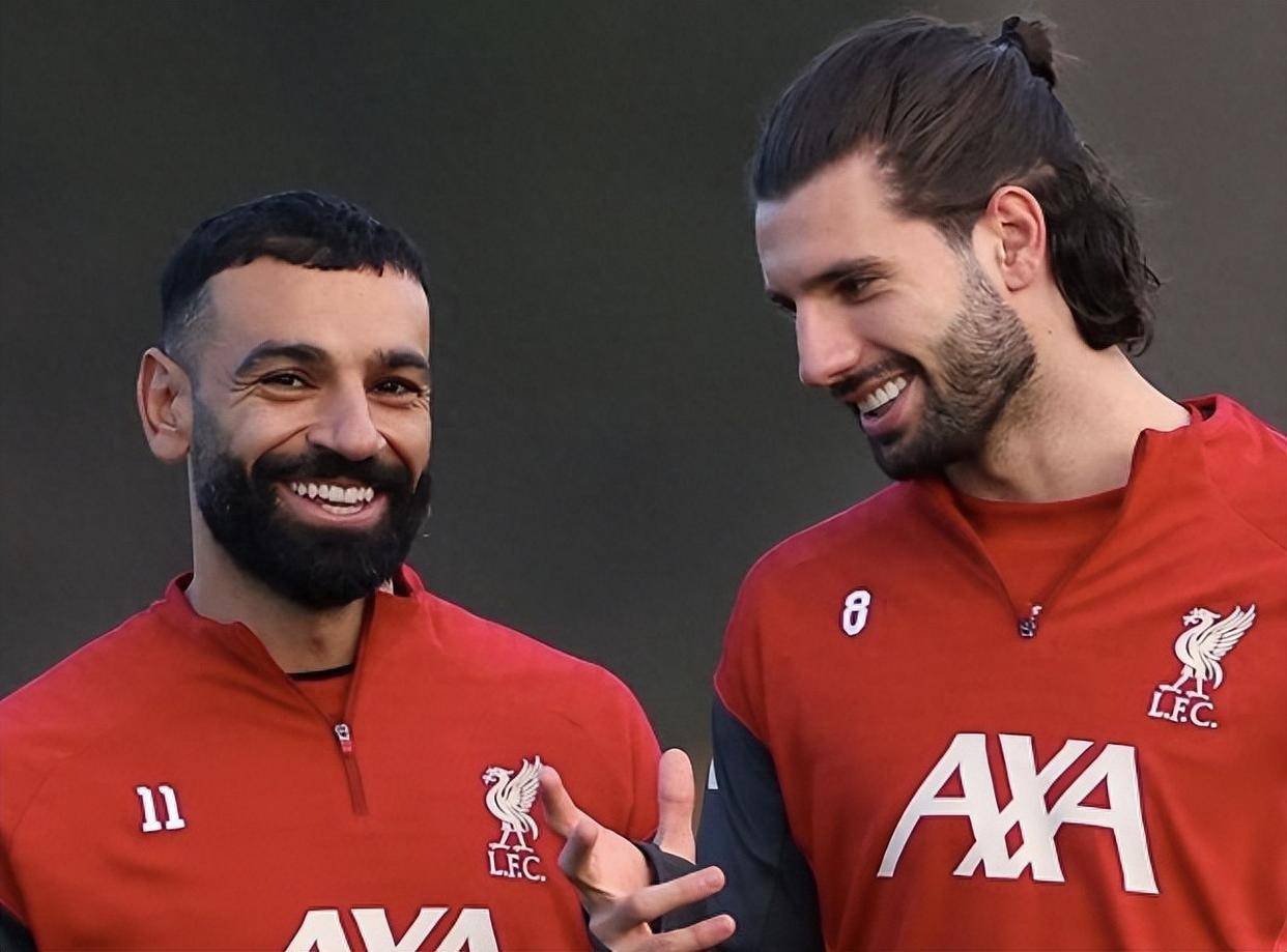 赛地聚焦——欧冠今晨热度飙升，布莱顿单刀错失，媒体盛赞，阵容厚度经受考验的简单介绍