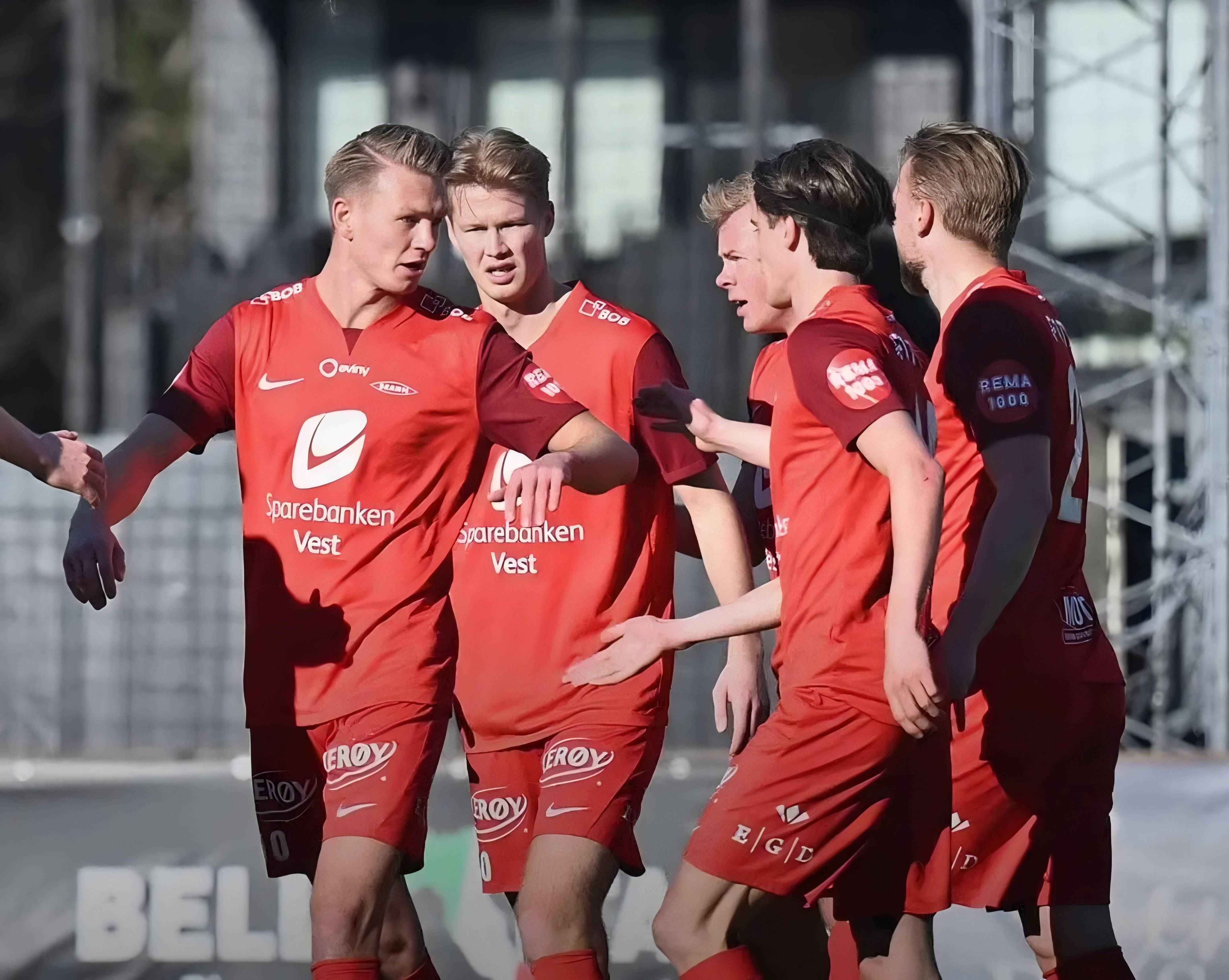 赛地聚焦——欧冠今晨热度飙升，布莱顿单刀错失，媒体盛赞，阵容厚度经受考验的简单介绍